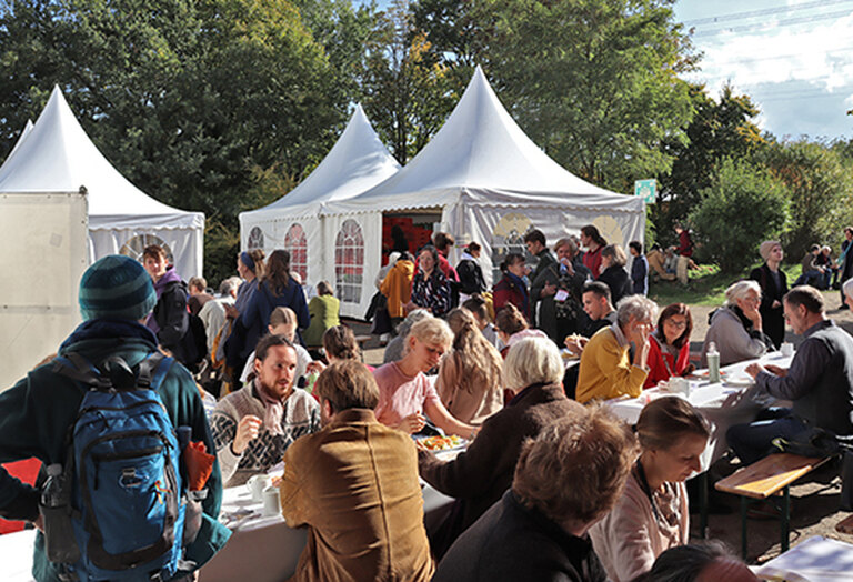 Feinstoff Festival: vier Tage zwischen Himmel und Erde
